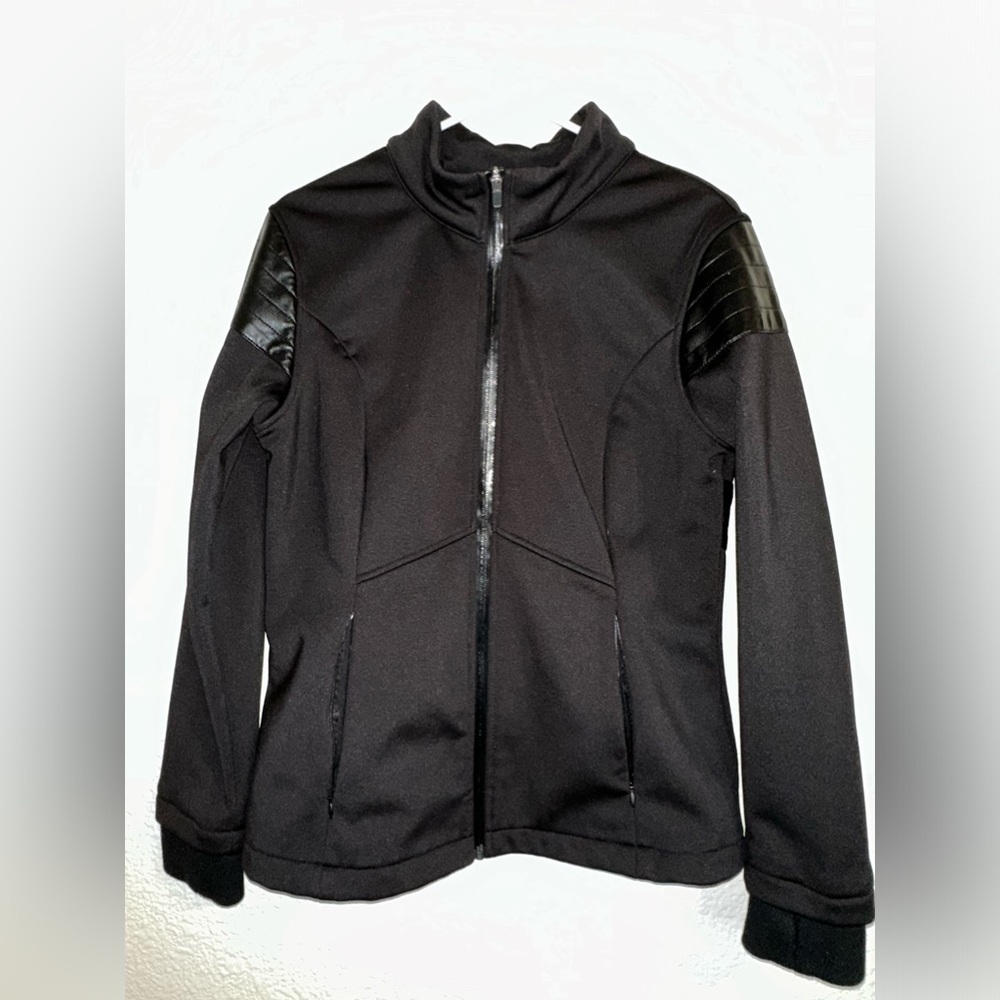 Fabletics Black Jacket Size Medium - image 4